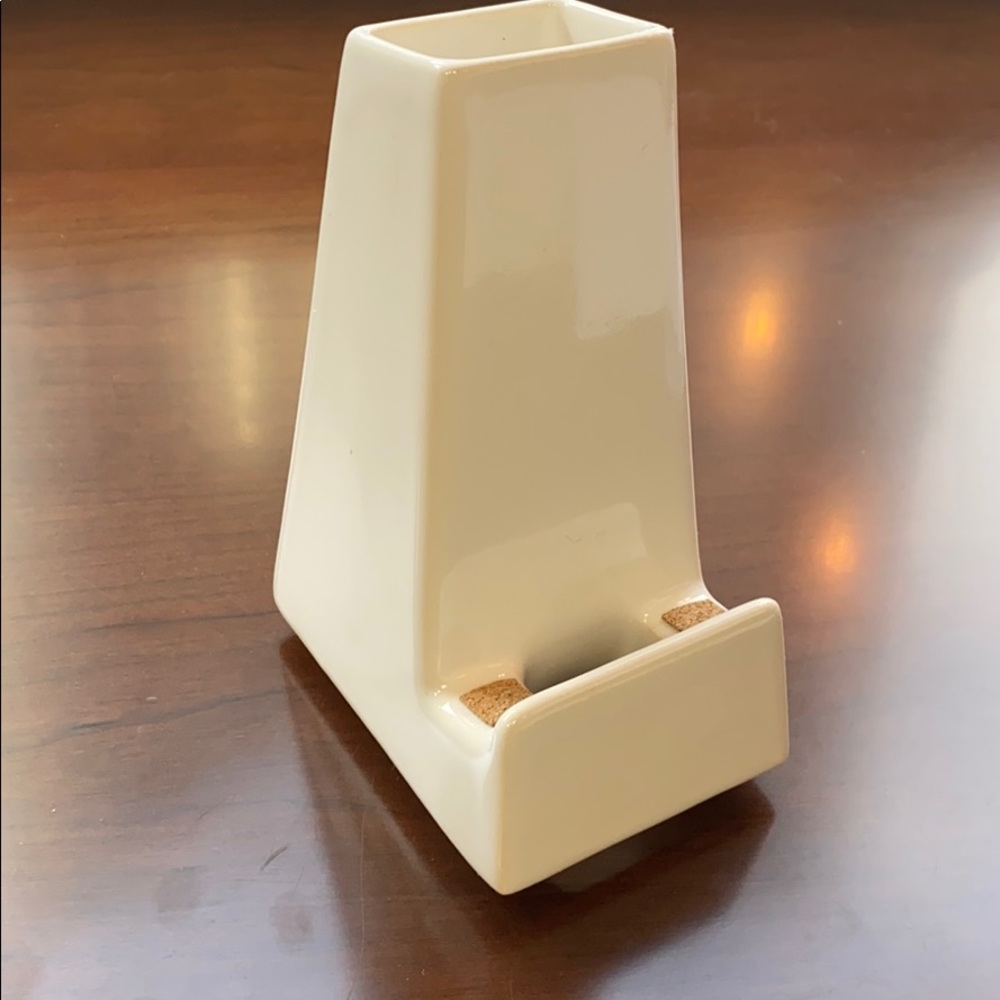 Iphone Stand & Vase